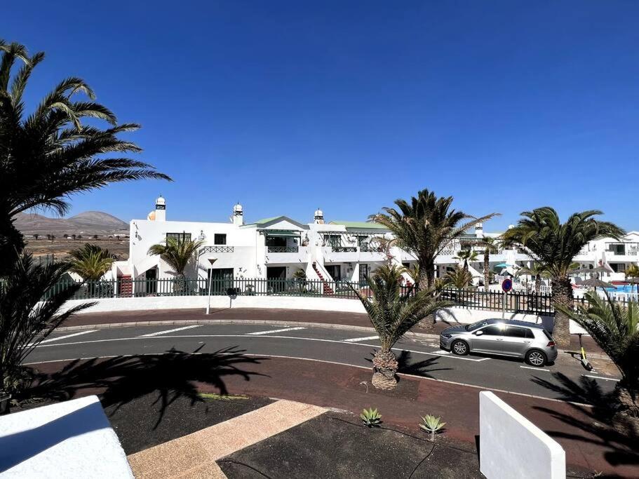 Casa Breen - Spacious 1 Bedroom Apartment In Matagorda With Communal Pool Tías Esterno foto